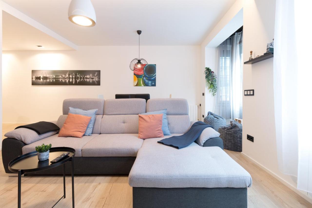 Moyua Luxe By Staynnapartments Bilbau Exterior foto